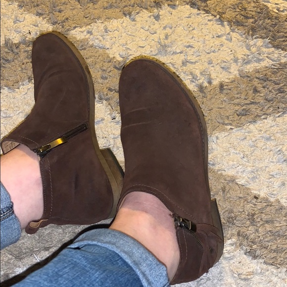 Booties - Picture 3 of 4